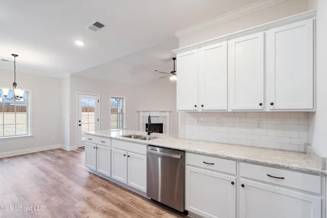 $423,900 | 723 Lucas Lane, Hernando, MS 38632