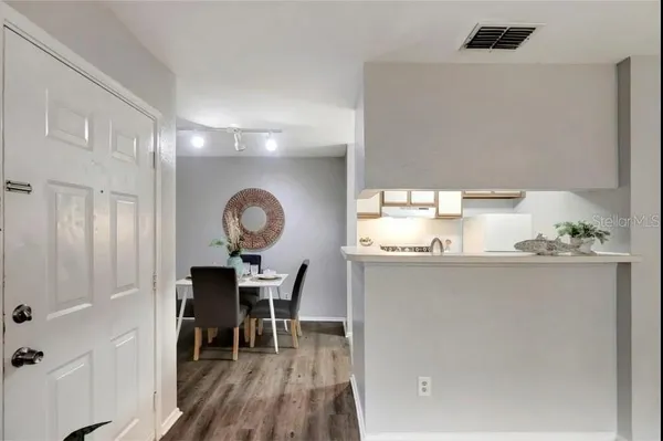 $1,600 | 1400 1400 Gandy Boulevard, Unit 1407, St. Petersburg, FL 33702