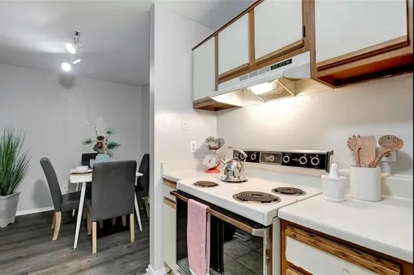 $1,600 | 1400 1400 Gandy Boulevard, Unit 1407, St. Petersburg, FL 33702