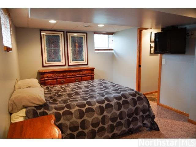 531 Rosedale Road Northeast Spring Lake Park, MN 55432 - Photo 6 of 18 Gallery Image 6