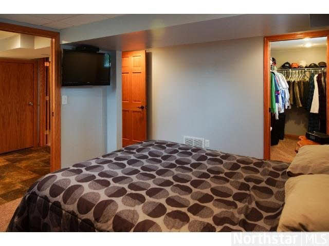 531 Rosedale Road Northeast Spring Lake Park, MN 55432 - Photo 8 of 18 Gallery Image 8