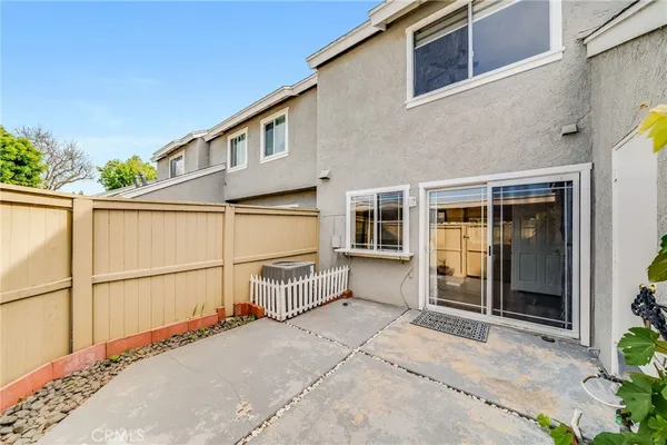 $3,480 | 16 Fox Hollow, Unit 60, Irvine, CA 92614