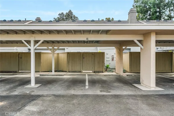 $3,480 | 16 Fox Hollow, Unit 60, Irvine, CA 92614