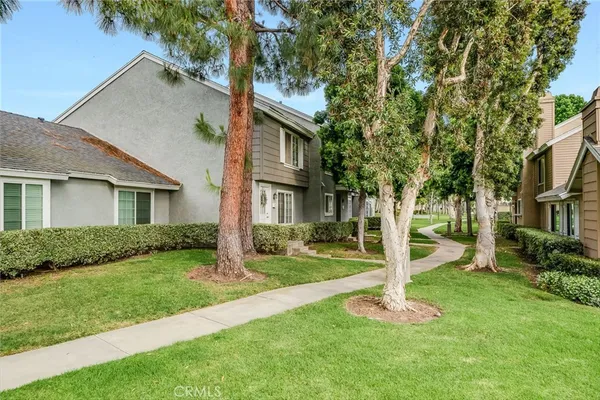 $3,480 | 16 Fox Hollow, Unit 60, Irvine, CA 92614