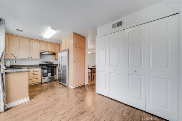 $3,480 | 16 Fox Hollow, Unit 60, Irvine, CA 92614