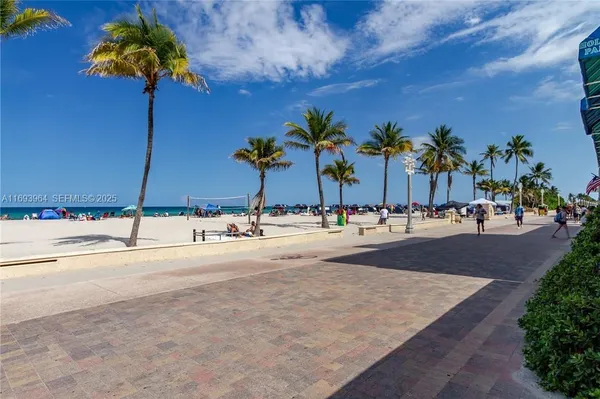 $12,000 | Hollywood Lakes, Hollywood, FL 33019