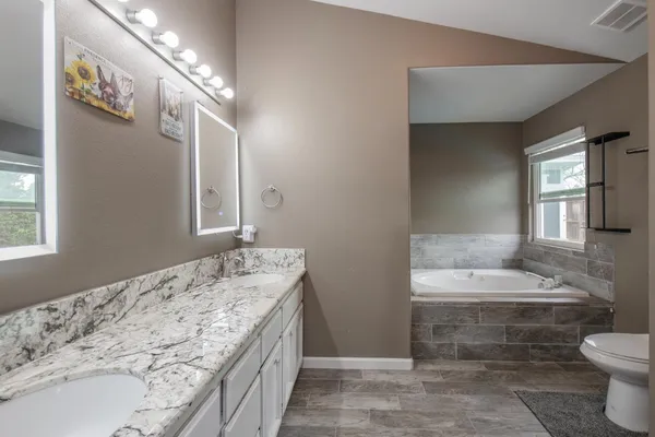 $495,000 | 338 North Filbert Avenue, Clovis, CA 93611