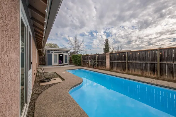 $495,000 | 338 North Filbert Avenue, Clovis, CA 93611