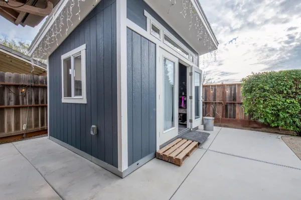 $495,000 | 338 North Filbert Avenue, Clovis, CA 93611