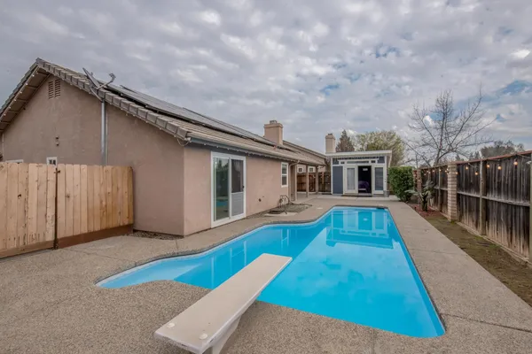 $495,000 | 338 North Filbert Avenue, Clovis, CA 93611