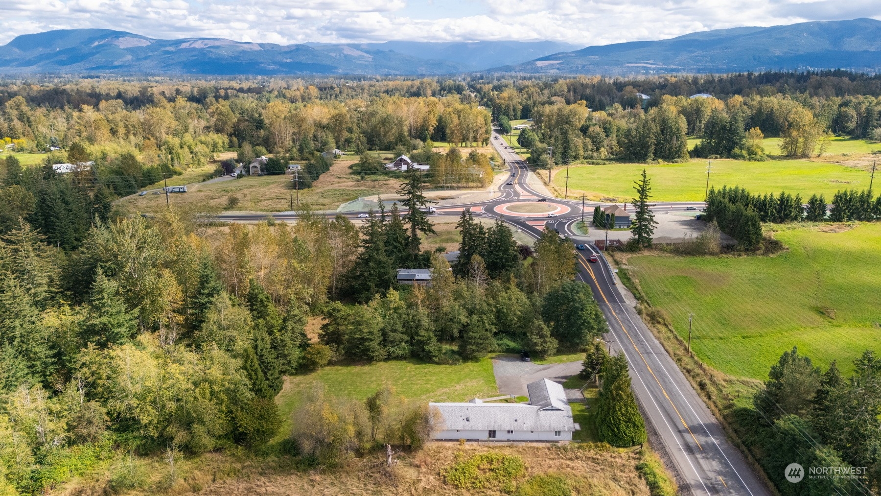 858 East Smith Road Bellingham, WA 98226 - Photo 7 of 40