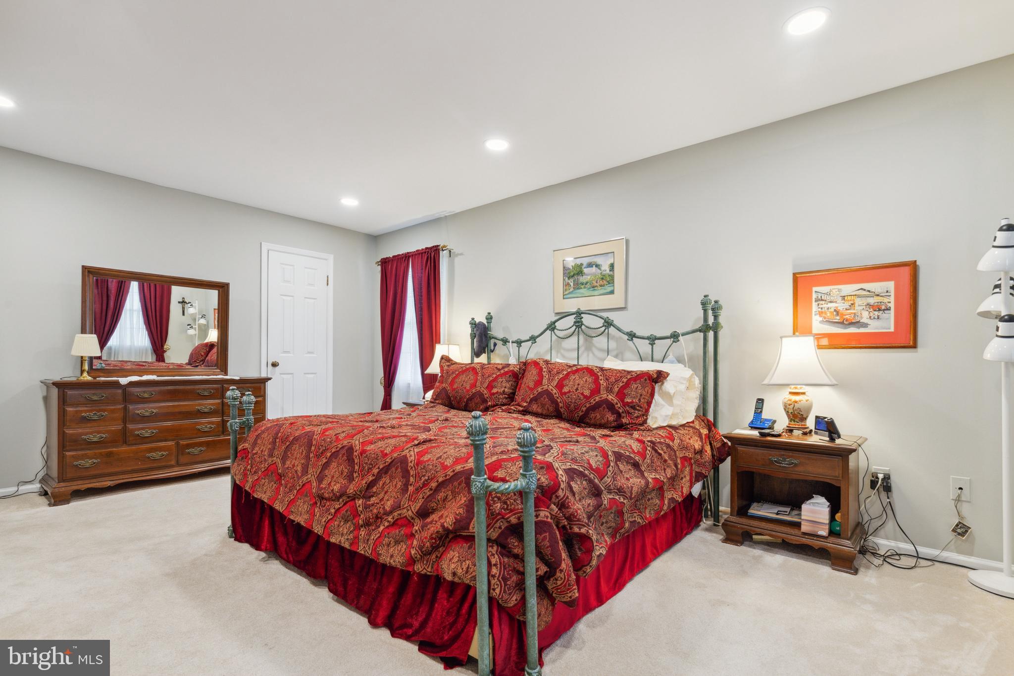 9820 Rand Drive Burke, VA 22015 - Photo 18 of 29 Spacious and restful