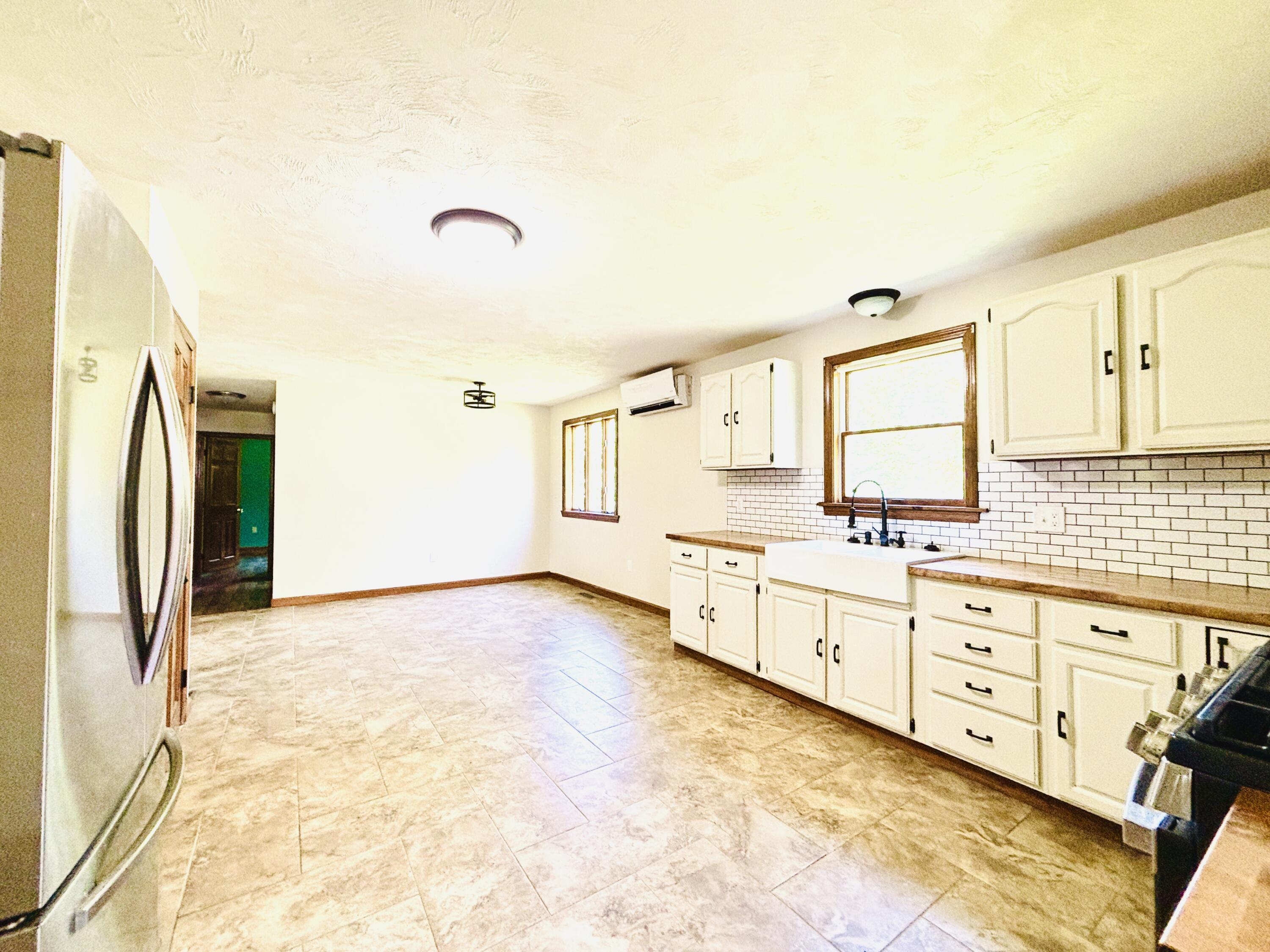 610 Silvers Mills Road Sangerville, ME 04479 - Photo 25 of 52 Kitchen