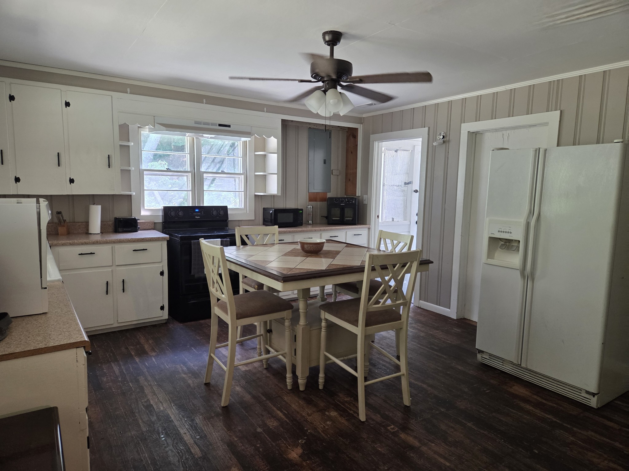 1316 Owl Hollow Road Linden, TN 37096 - Photo 7 of 15