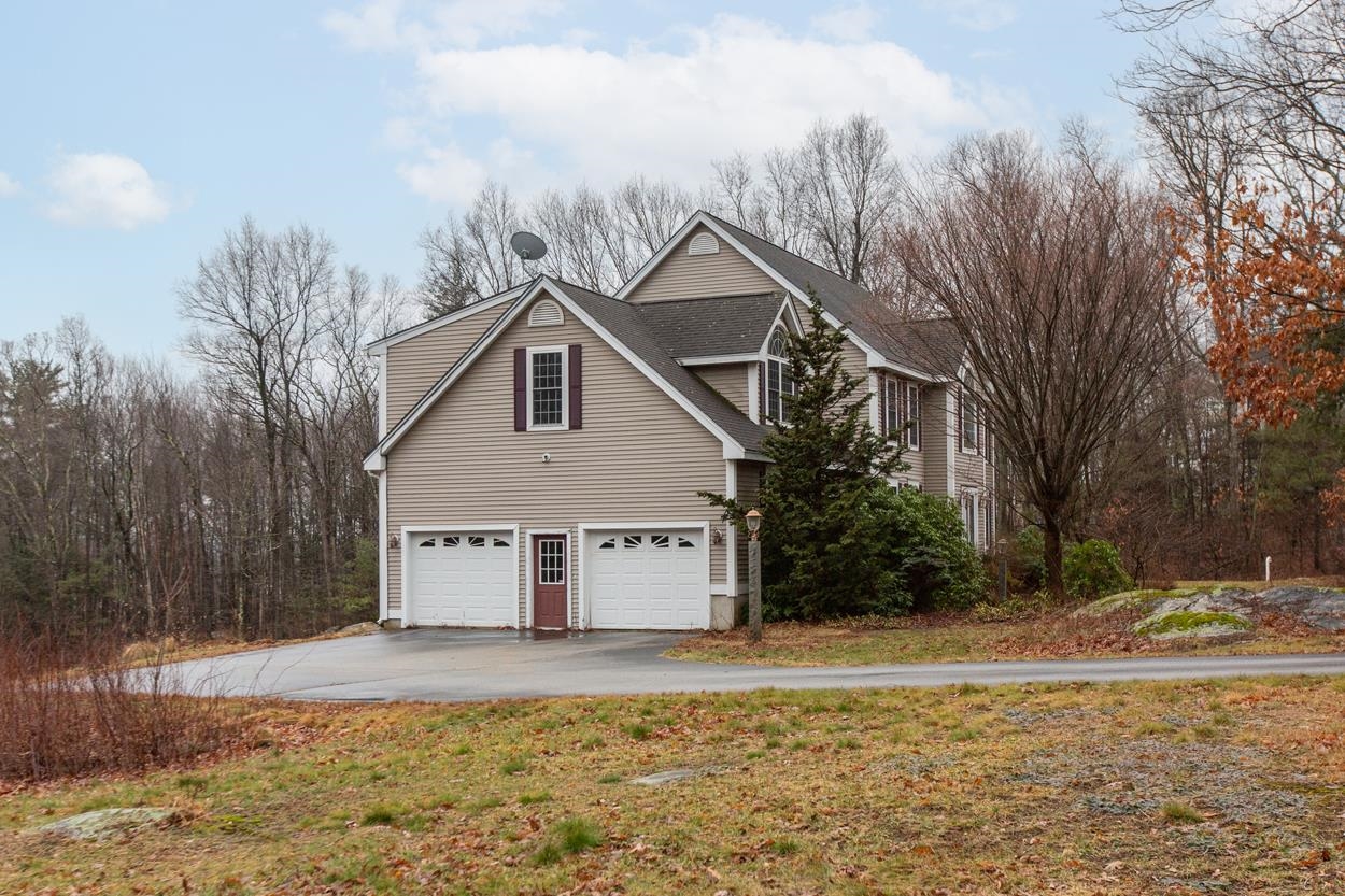 32 Ryan Road Auburn, NH 03032 - Photo 2 of 40