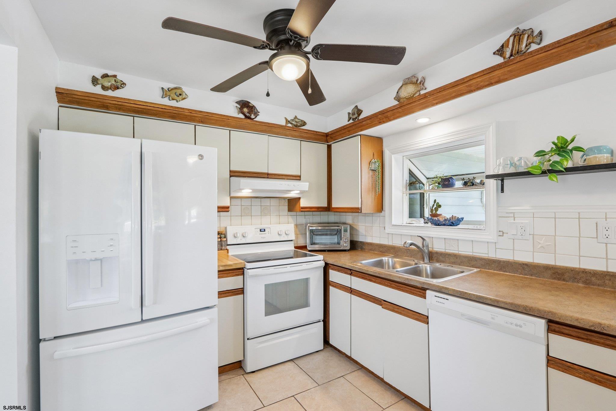 100 Commonwealth Avenue Strathmere, NJ 08248 - Photo 20 of 73