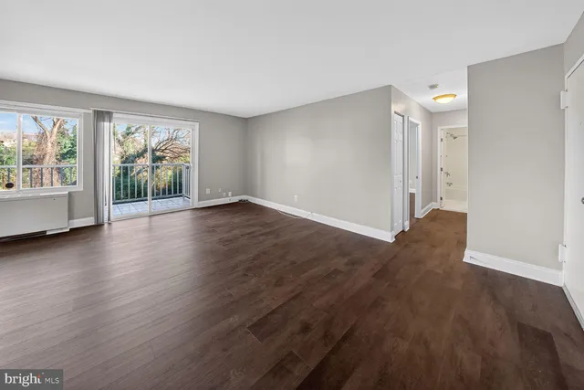 $100,000 | 5601 Parker House Terrace, Unit 319, Hyattsville, MD 20782