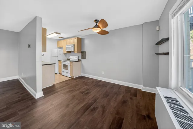 $100,000 | 5601 Parker House Terrace, Unit 319, Hyattsville, MD 20782