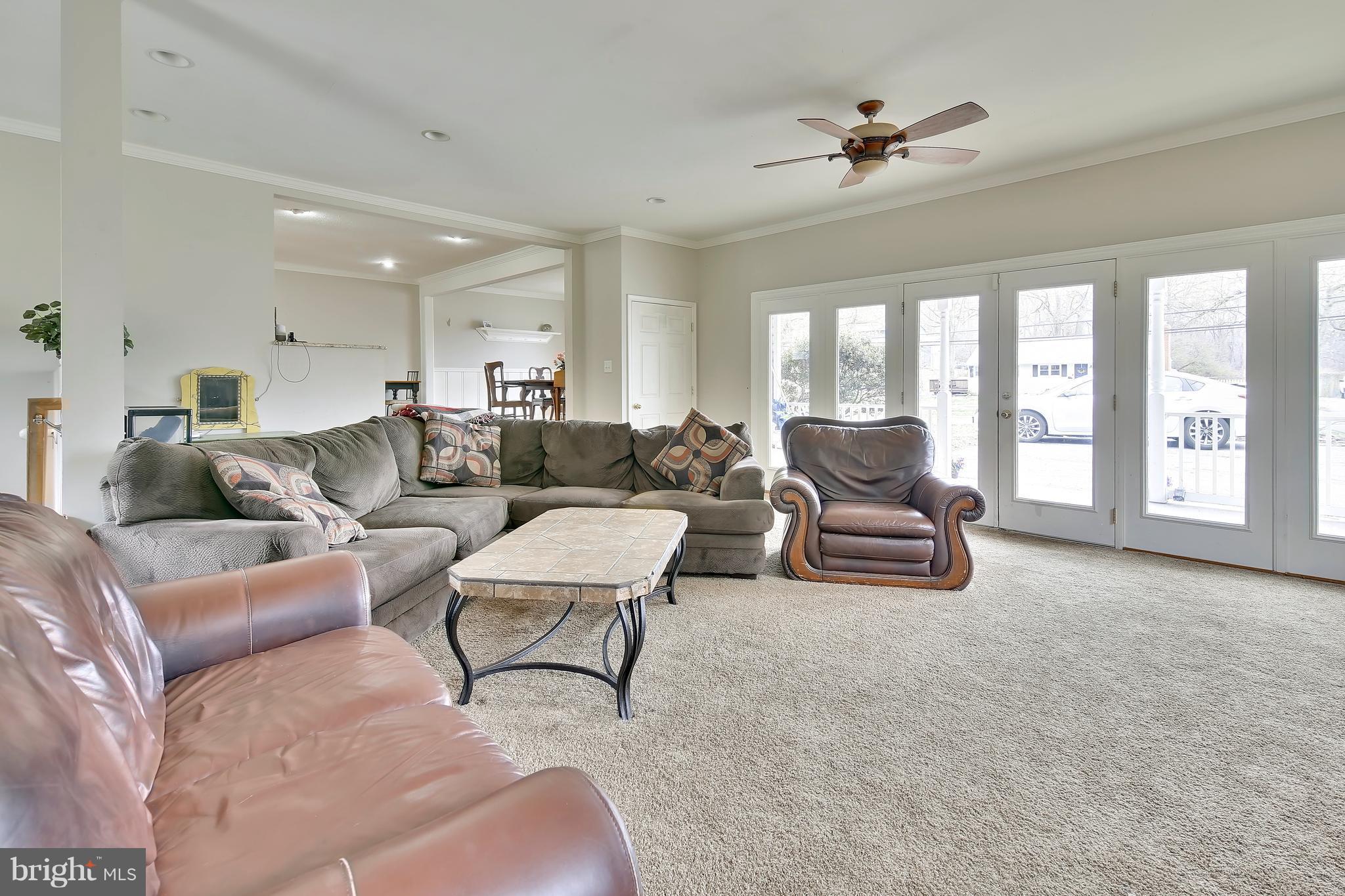 956 Shore Acres Road Arnold, MD 21012 - Photo 3 of 30 Sunken Family Room is open to Dining Room and Kit.
