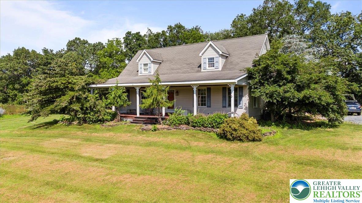162 Locke Heights Road Bangor, PA 18013 - Photo 2 of 18 Gallery Image 2