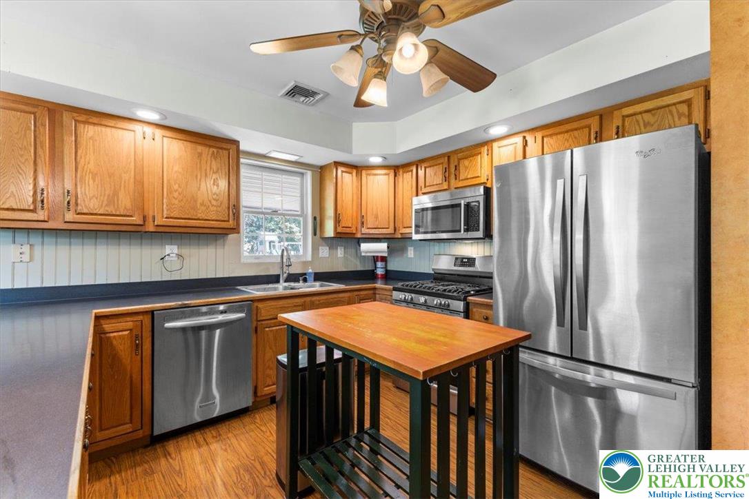 162 Locke Heights Road Bangor, PA 18013 - Photo 7 of 18 Gallery Image 7