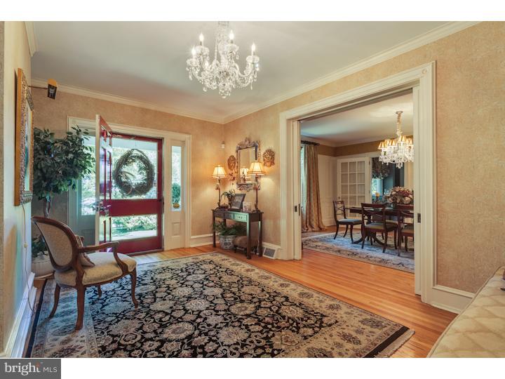 549 Chews Landing Road Haddonfield, NJ 08033 - Photo 2 of 25 Foyer