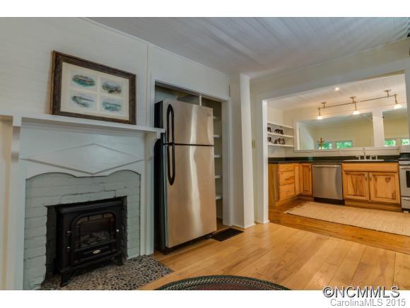 408 Riverview Road Tryon, NC 28782 - Photo 11 of 24