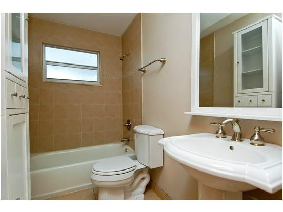 1260 Southwest 18th Street Boca Raton, FL 33486 - Photo 14 of 16 Bathroom