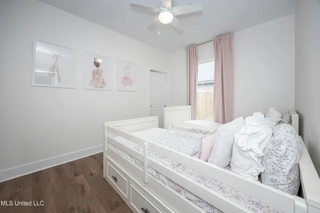 $2,300 | 1605 South 9th Street, Ocean Springs, MS 39564