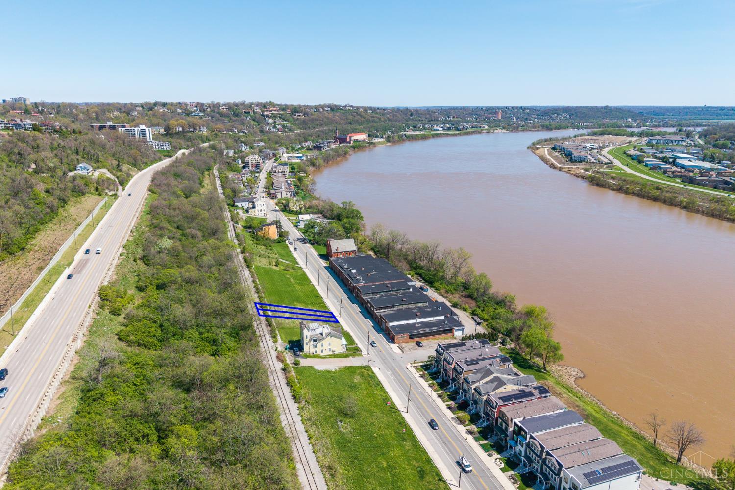 2010 Riverside Drive Cincinnati, OH 45202 - Photo 7 of 8