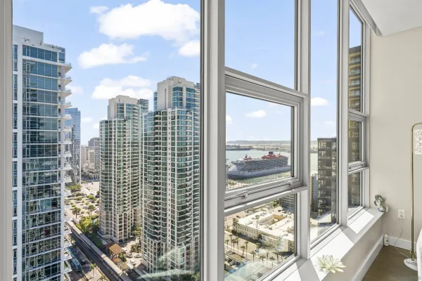 $1,275,000 | 1388 Kettner Boulevard, Unit 2706, San Diego, CA 92101