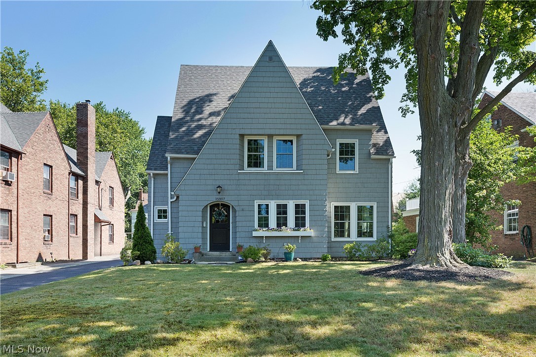 15907 Chadbourne Road Cleveland, OH 44120 - Photo 1 of 31 Welcome to 15907 Chadbourne Road, Shaker Heights