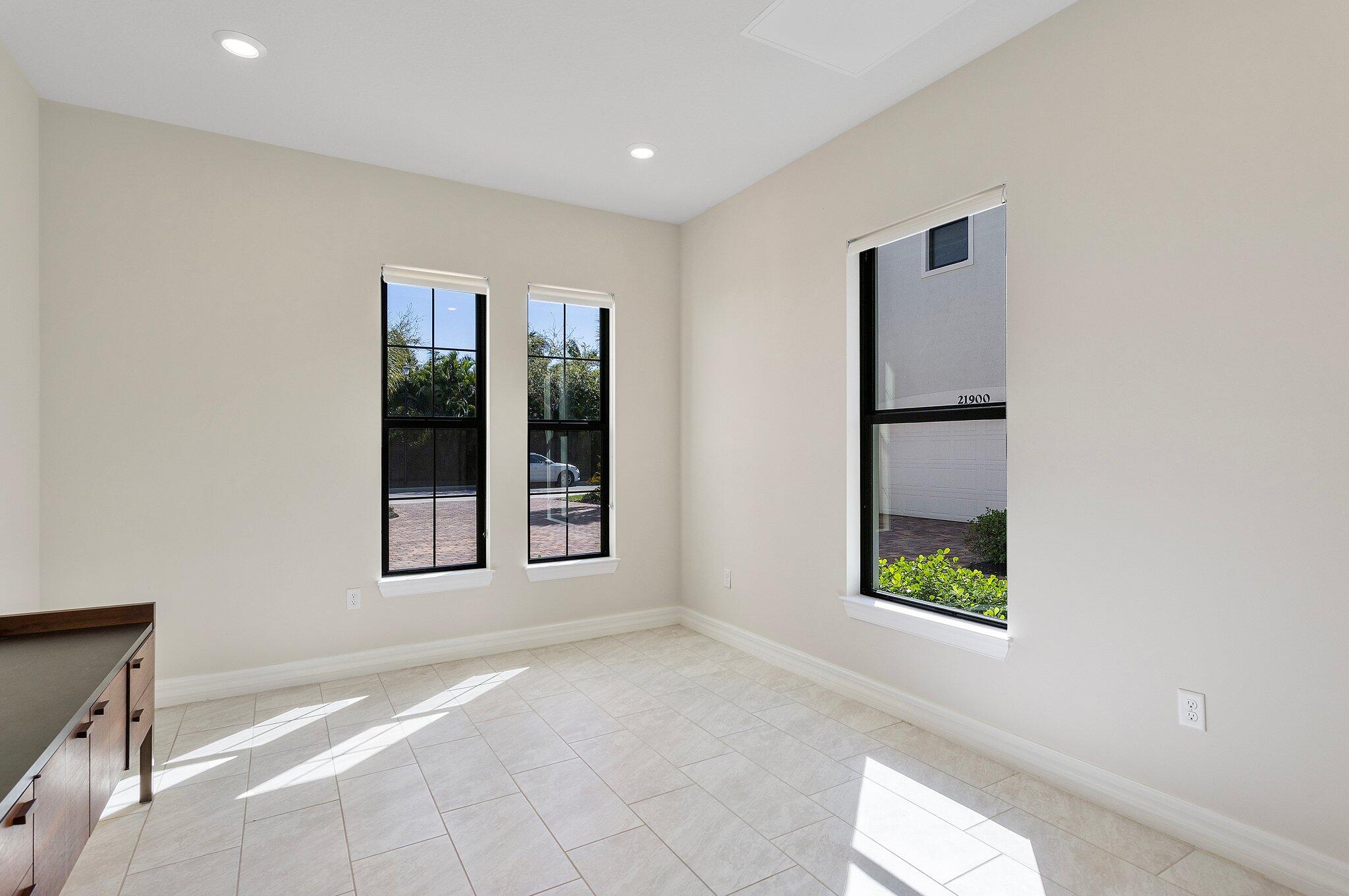 21908 Canadensis Circle, Unit 101 Boca Raton, FL 33428 - Photo 14 of 40 23-web-or-mls-0E2A7803