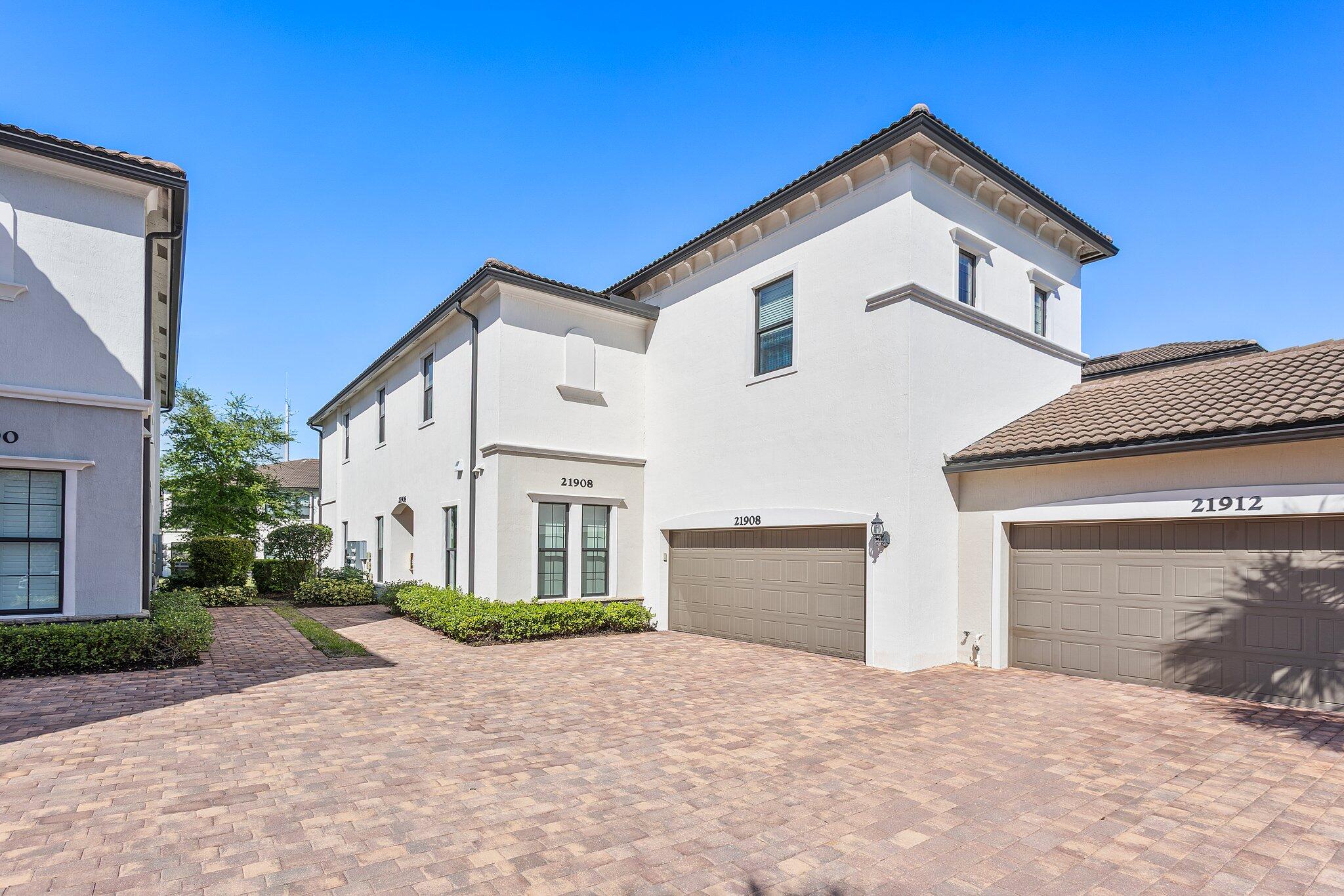 21908 Canadensis Circle, Unit 101 Boca Raton, FL 33428 - Photo 2 of 40 14-web-or-mls-0E2A7756