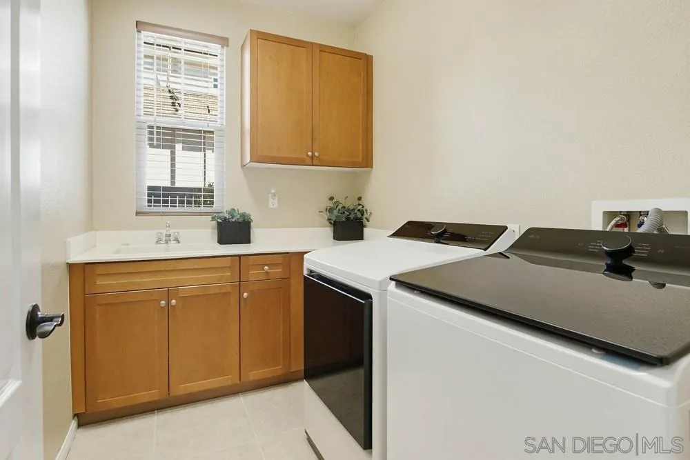 2954 Rangpur Court Escondido, CA 92027 - Photo 37 of 43