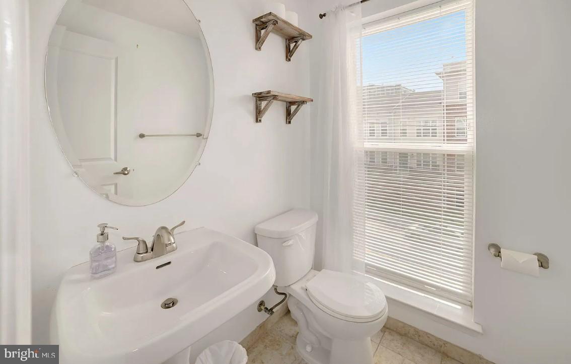 2600 Stanton Road Southeast Washington, DC 20020 - Photo 11 of 19 Half Bath