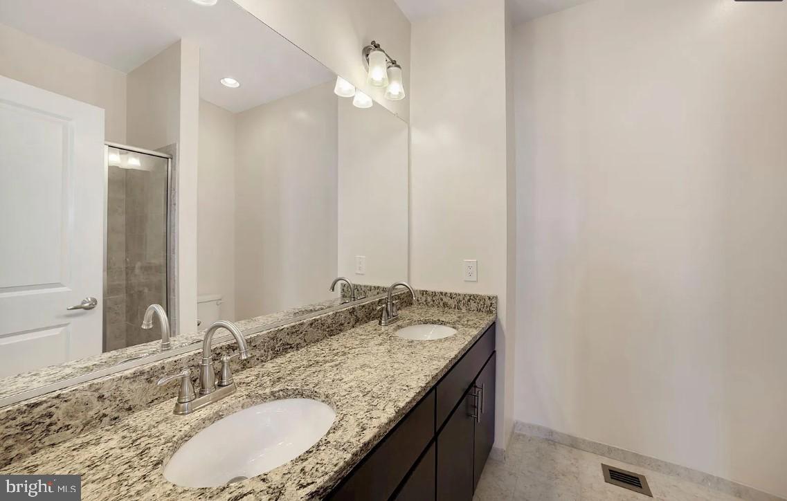 2600 Stanton Road Southeast Washington, DC 20020 - Photo 13 of 19 Full Bath 1A