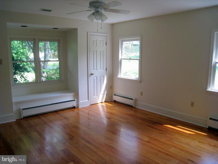 23 Applewood Road Malvern, PA 19355 - Photo 16 of 25 In-law Suite