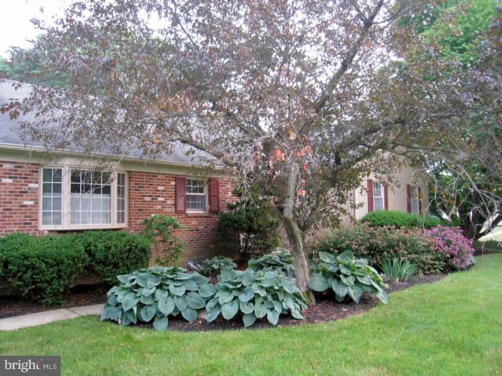 23 Applewood Road Malvern, PA 19355 - Photo 3 of 25 Exterior Front