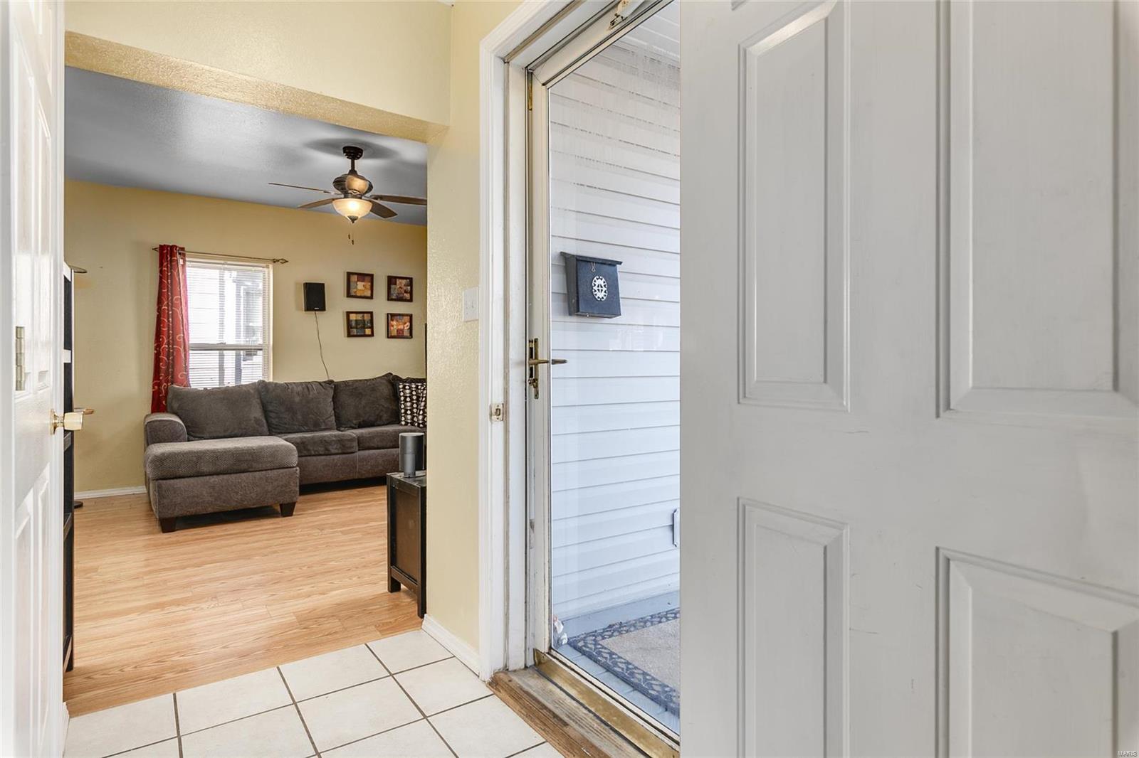 324 West Spring Street Staunton, IL 62088 - Photo 5 of 25