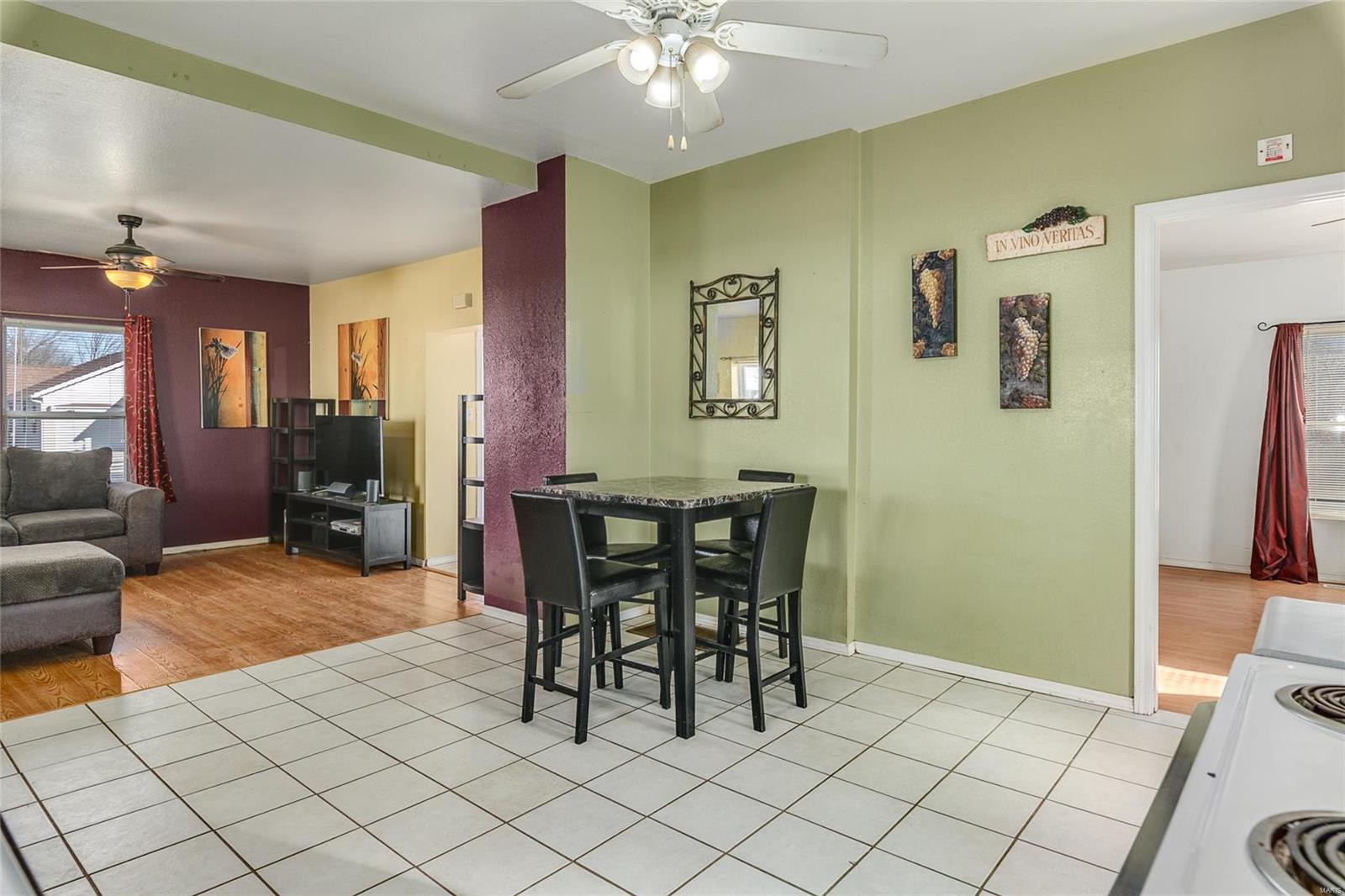 324 West Spring Street Staunton, IL 62088 - Photo 10 of 25