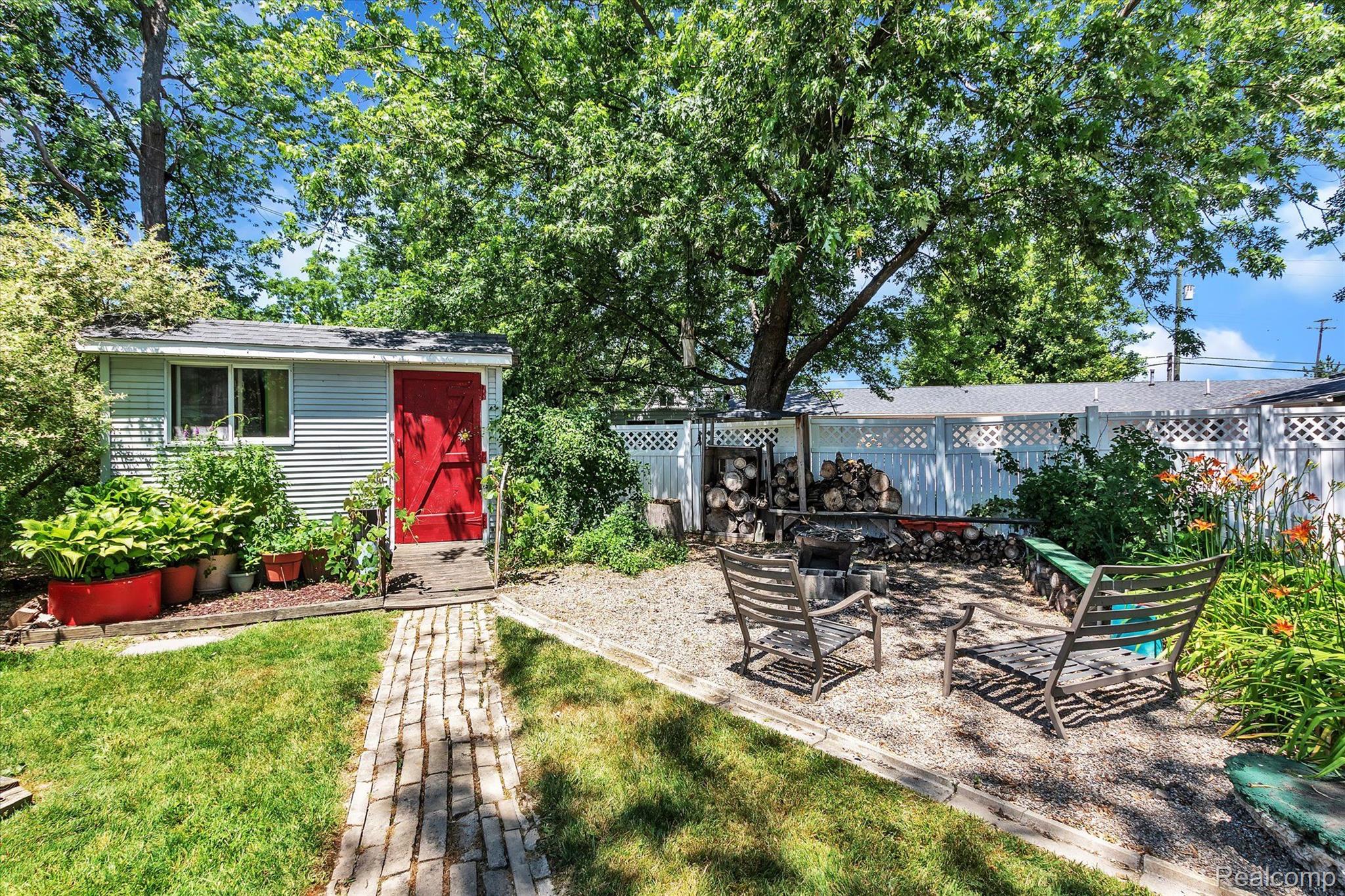 25064 Reeck Road Trenton, MI 48183 - Photo 40 of 54 Gallery Image 40