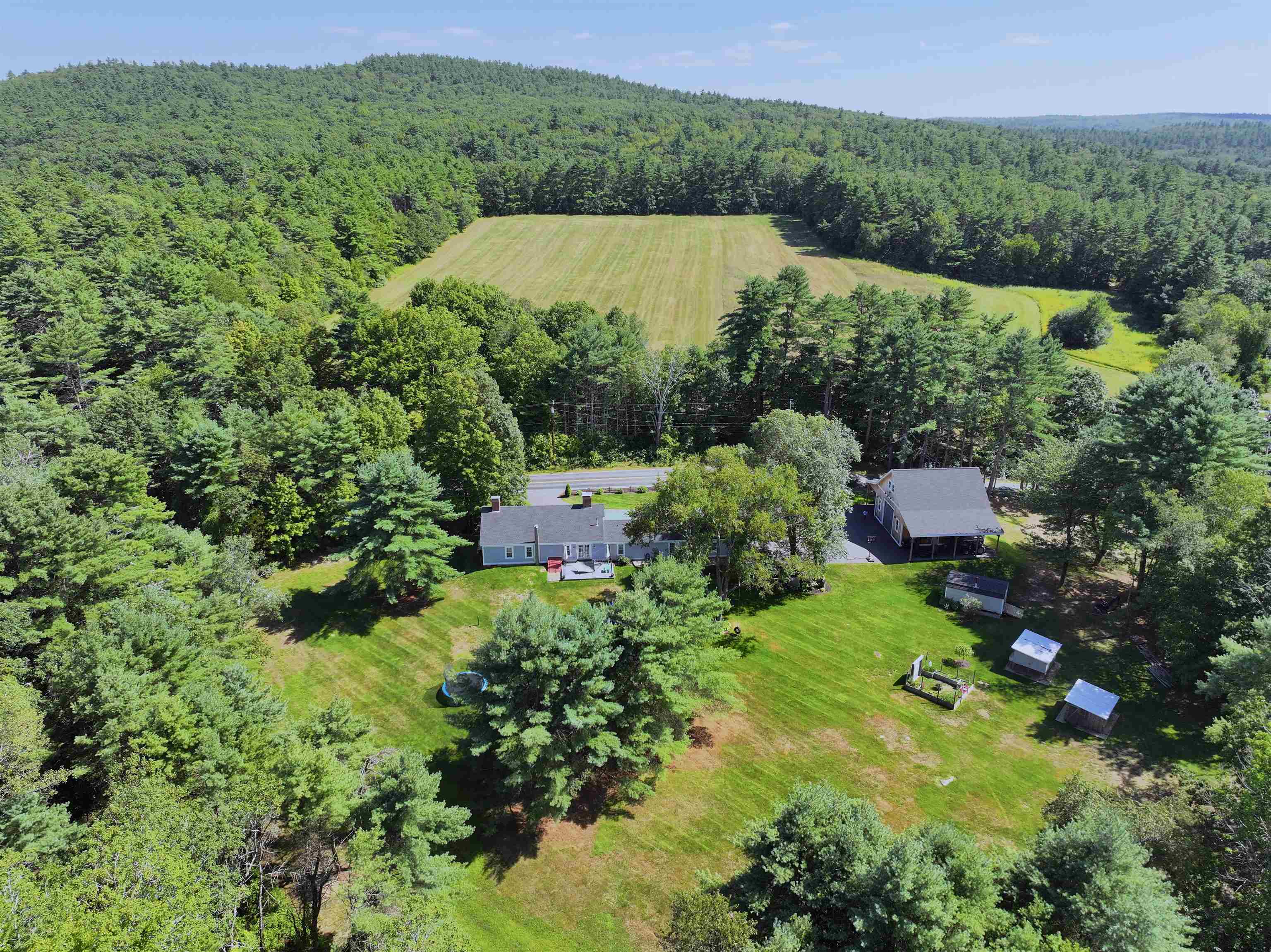 24 Deerfield Road Allenstown, NH 03275 - Photo 4 of 44