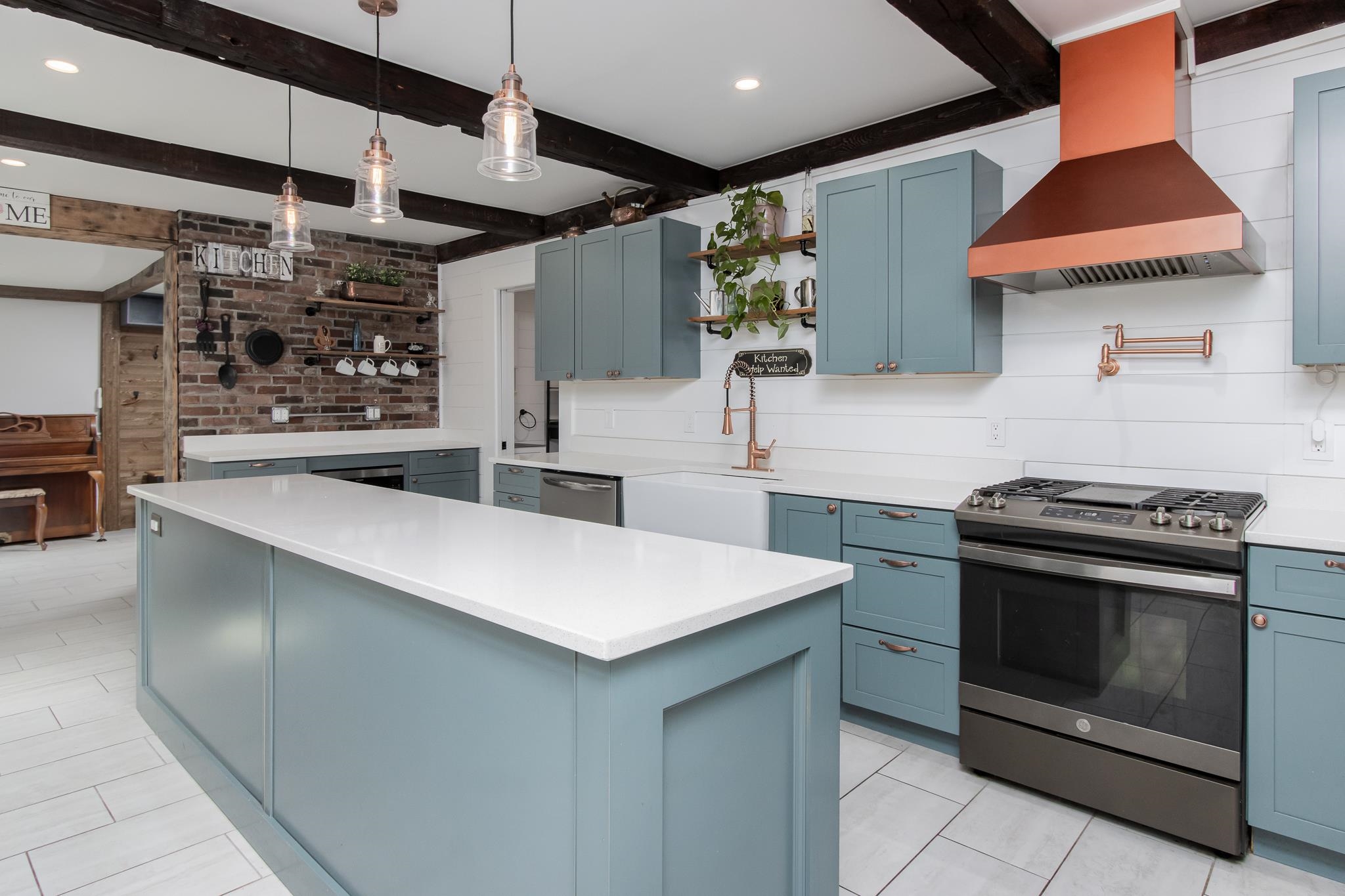 24 Deerfield Road Allenstown, NH 03275 - Photo 7 of 44