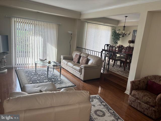 5 Greate Bay Drive Somers Point, NJ 08244 - Photo 22 of 62 a living room with furniture and a large window