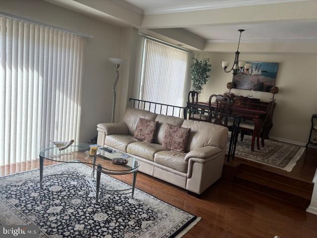 5 Greate Bay Drive Somers Point, NJ 08244 - Photo 24 of 62 a living room with furniture and a window