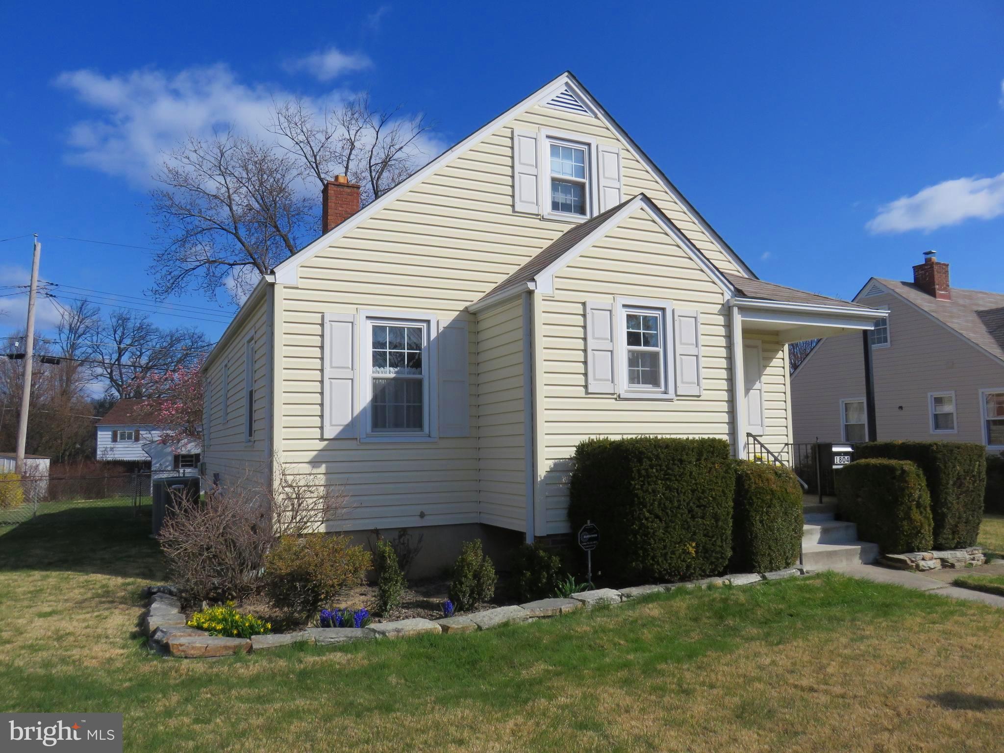 1804 Forrest Road Baltimore, MD 21234 - Photo 19 of 25 a front view of a house with garden