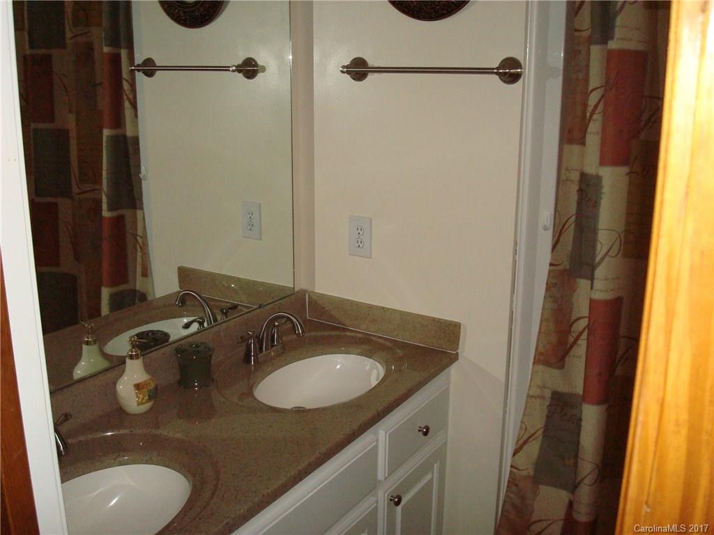 722 Rhyne Road Clover, SC 29710 - Photo 14 of 22