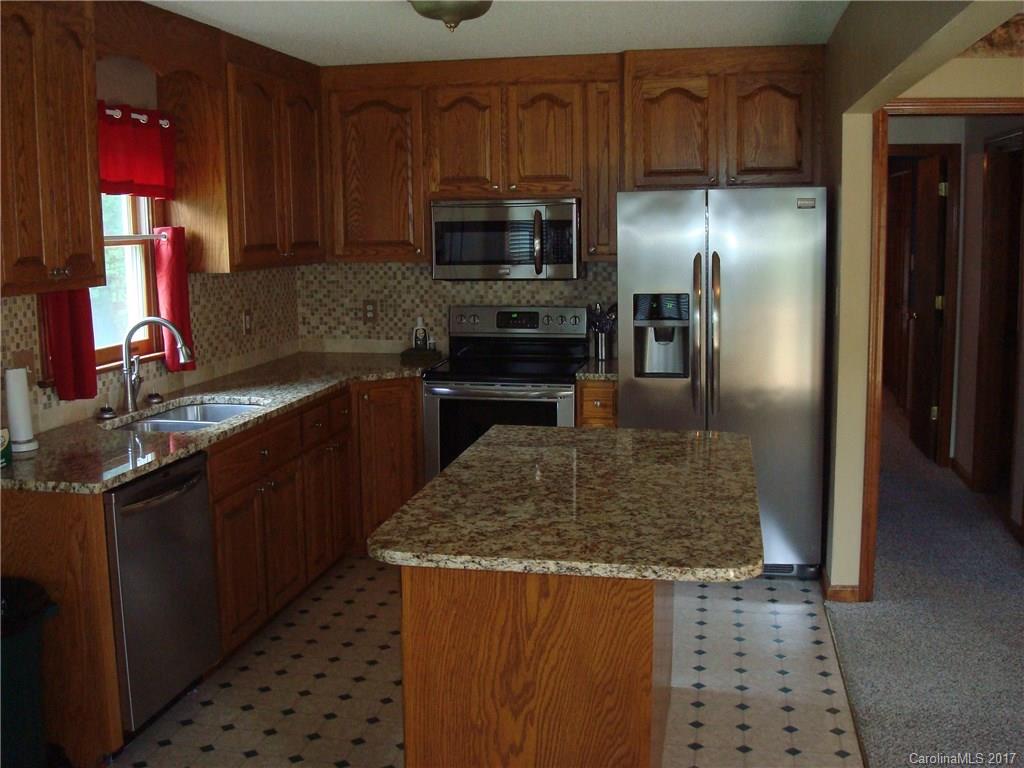722 Rhyne Road Clover, SC 29710 - Photo 19 of 22