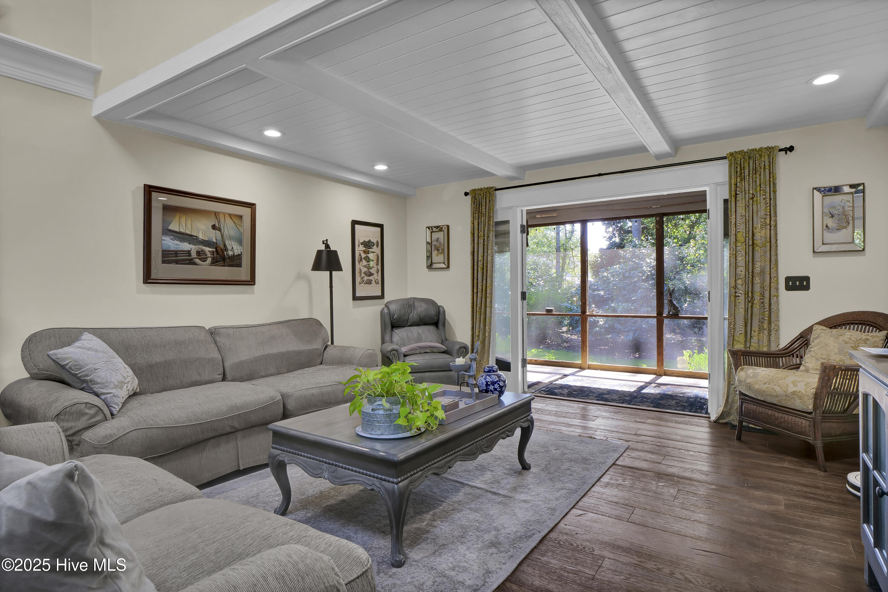 115 Dolphin Drive Hampstead, NC 28443 - Photo 8 of 28 P2422905